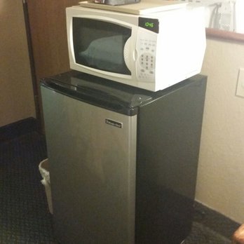 Super 8 by Wyndham Parsons - Fridge microwave and coffee pot - Hotels Near Me - Parsons, Kansas Super 8 by Wyndham Parsons - Fridge microwave and coffee pot - Hotels Near Me - Parsons, Kansas