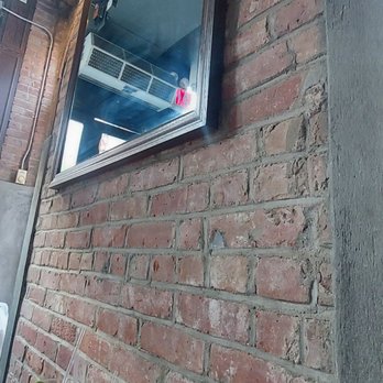 Spice - Exposed brick - Thai Near Me - New York, New York