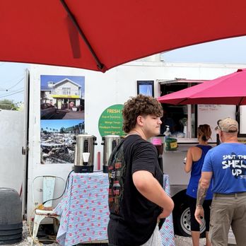 Mom's - Ordering and line, fresh brewed coffee - Breakfast & Brunch Near Me - Fort Myers Beach, Florida Mom's - Ordering and line, fresh brewed coffee - Breakfast & Brunch Near Me - Fort Myers Beach, Florida