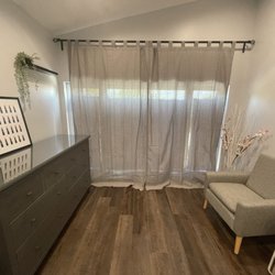 Lavish Lash & Relax