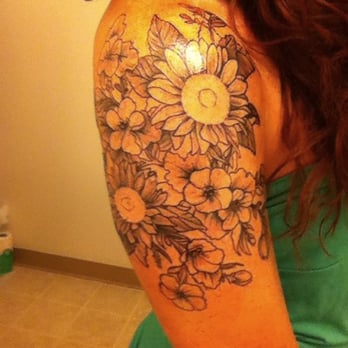 Jaded Soul's Living Art Tattoo - My floral design done by artist Danny. This is just the shading and outline, its not even done yet and it looks amazing!! - Tattoo Near Me - Gresham, Oregon