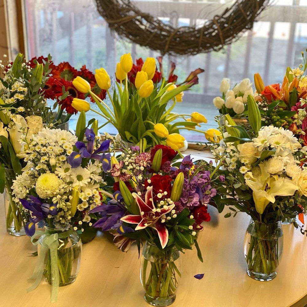 FLOWERS BY LIZ Updated September 2024 Indian Trl, North Carolina