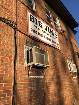 Big Jim's in the Run by null
