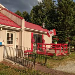 Carol & Earl's Restaurant - Entrance
