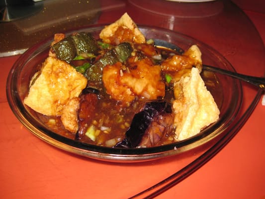 Wong Gee Asian Restaurant by null