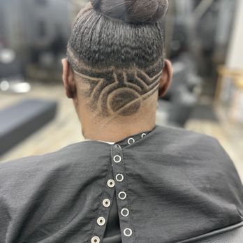 Fadez Barbershop - Barbers Near Me - Stafford, Texas Fadez Barbershop - Barbers Near Me - Stafford, Texas