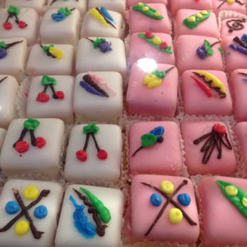 B & W Bakery - Petit fours - Bakeries Near Me - Hackensack, New Jersey