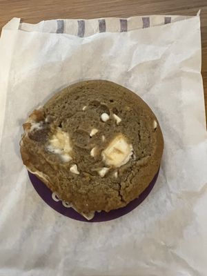 Insomnia Cookies by null
