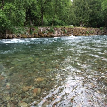 McKenzie Riverside Cottages - Hotels Near Me - Blue River, Oregon