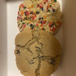 Midnight Cookie - Birthday cake; traditional