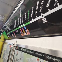 Metro Lesseps