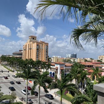 RH West Palm | The Gallery at CityPlace - Home Decor Near Me - West Palm Beach, Florida RH West Palm | The Gallery at CityPlace - Home Decor Near Me - West Palm Beach, Florida