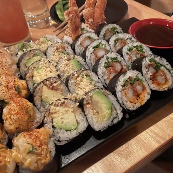 SUSHI-SAN - Crunchy Avocado Spicy Scallop Tempura Shrimp - Sushi Bars Near Me - Chicago, Illinois SUSHI-SAN - Crunchy Avocado Spicy Scallop Tempura Shrimp - Sushi Bars Near Me - Chicago, Illinois