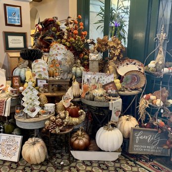 Harris Ranch Country Store - Beautiful decorations! - Bakeries Near Me - Coalinga, California Harris Ranch Country Store - Beautiful decorations! - Bakeries Near Me - Coalinga, California