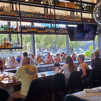 North Italia - Full bar. - Italian Near Me - Miami, Florida