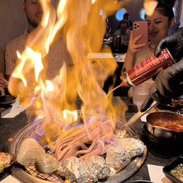 BURNIN’ SHELL - 287 Photos & 97 Reviews - 3916 Wilshire Blvd, Los ...