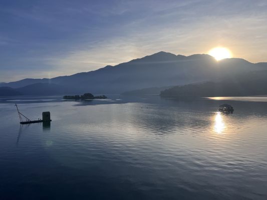 Sun Moon Lake by null