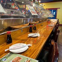 Yama Sushi - Sushi Boats