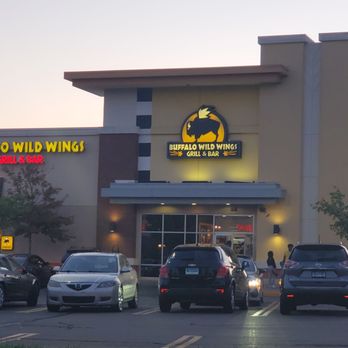 Buffalo Wild Wings - Outside - Exterior - Sports Bars Near Me - North Haven, Connecticut Buffalo Wild Wings - Outside - Exterior - Sports Bars Near Me - North Haven, Connecticut