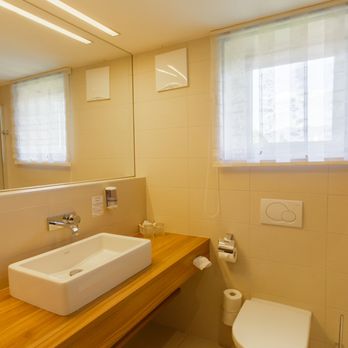 Hotel Kaprunerhof - Hotels Near Me - Kaprun, 5
