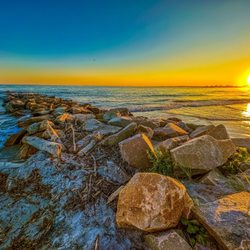 Captain Roger Wheeler State Beach