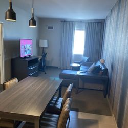 Residence Inn by Marriott Provo South University - Kitchen / Living Room area