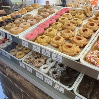Randy's Donuts - Donuts Near Me - Chula Vista, California Randy's Donuts - Donuts Near Me - Chula Vista, California