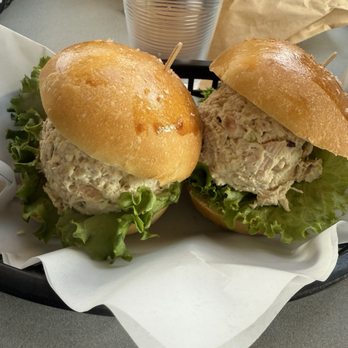 Crust & Crumble Bakery - Bakeries Near Me - Glendora, California