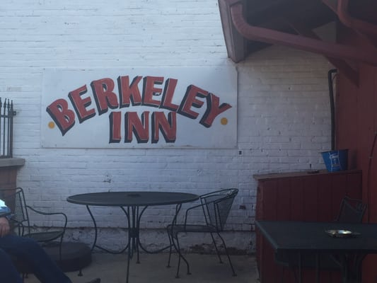 Berkeley Inn by null