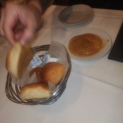 Fratelli’s Italian Restaurant - Complimentary bread