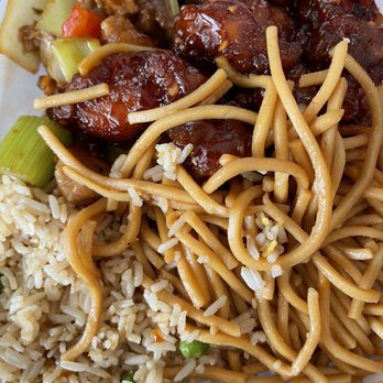 Nice Food Restaurant - 2-item Combo with Orange Chicken, Kung Pao Chicken, Half Fried Rice, and Half Noodles. - Chinese Near Me - Escondido, California Nice Food Restaurant - 2-item Combo with Orange Chicken, Kung Pao Chicken, Half Fried Rice, and Half Noodles. - Chinese Near Me - Escondido, California