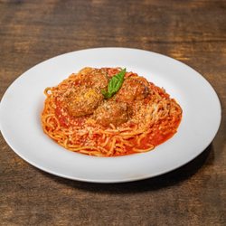 Gianni's Pizza & More - Spaghetti with house-made meatballs