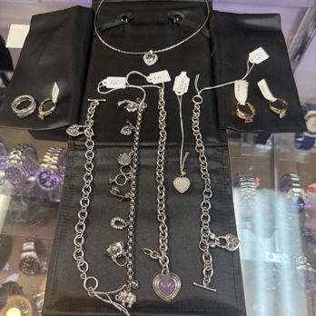 Pawn Chicago - All my jewelry - Pawn Shops Near Me - Chicago, Illinois Pawn Chicago - All my jewelry - Pawn Shops Near Me - Chicago, Illinois