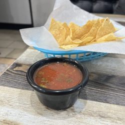 Muy Pronto Tacos - Chips and Salsa