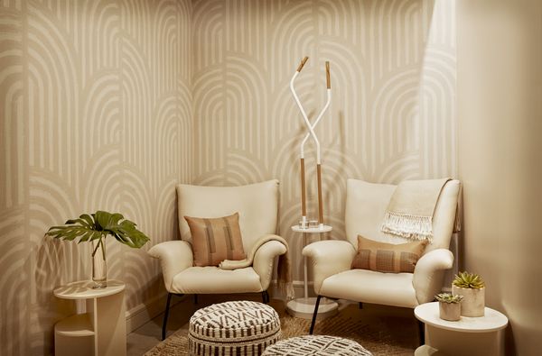 Clean Market IV Drip Lounge by null