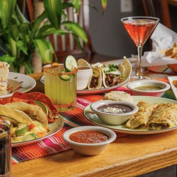 Curra’s Hyde Park - Mexican Near Me - Austin, Texas