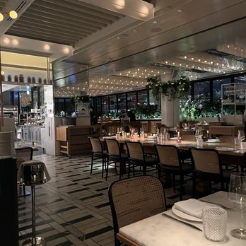 Marcus Restaurant + Terrace - Interior - Breakfast & Brunch Near Me - Montreal, Quebec Marcus Restaurant + Terrace - Interior - Breakfast & Brunch Near Me - Montreal, Quebec