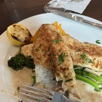 CIRCA at Clarendon - Almond crusted rainbow trout with broccoli and butternut squash mash...delish! - New American Near Me - Arlington, Virginia