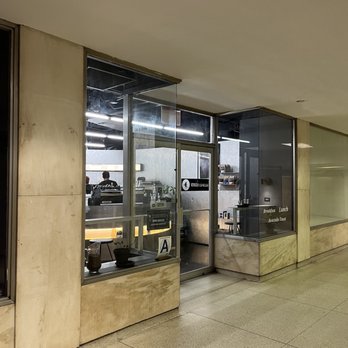Voyager Espresso - Outside entrance - Coffee & Tea Near Me - New York, New York