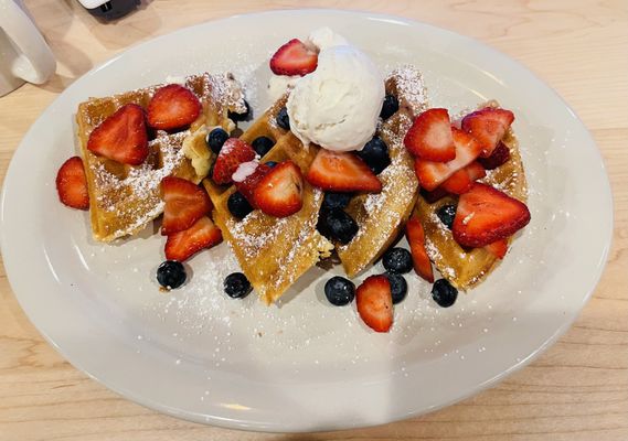 Over Easy Huntington by null