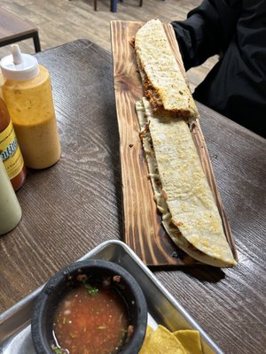 Los Alambres Taqueria by null