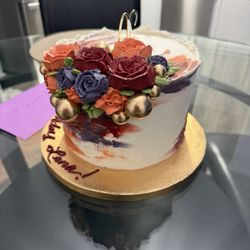 Yunique Cake Designs