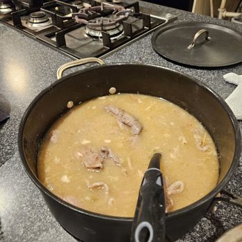 Yankee Hill Winery - Rouladen cooking up - Cooking Schools Near Me - Columbia, California Yankee Hill Winery - Rouladen cooking up - Cooking Schools Near Me - Columbia, California