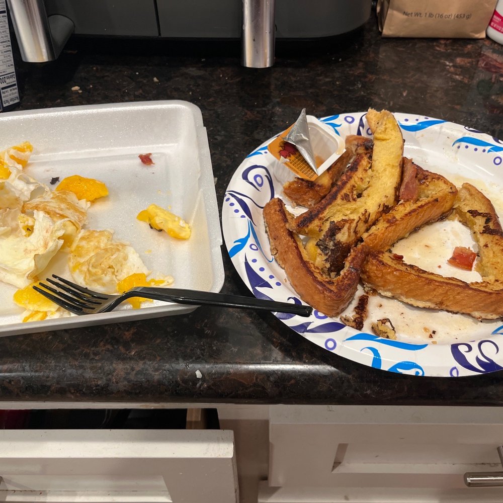 Jims Burgers - Eggs severely overcooked and toast burnt - Burgers Near Me - La Mirada, California