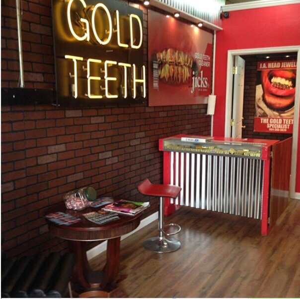 CROWN JEWELERS THE GOLD TEETH SPECIALISTS Updated October 2024