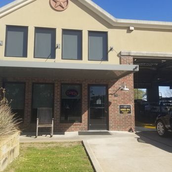 Oil Changers & Repair - Auto Repair Near Me - Bee Cave, Texas Oil Changers & Repair - Auto Repair Near Me - Bee Cave, Texas