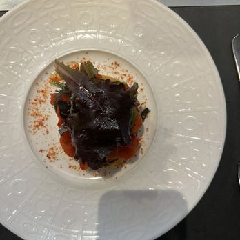 Le Florimond - Thin tart with dried tomatoes, smoked eggplant, honey with chive flowers - French Near Me - Paris, 75 Le Florimond - Thin tart with dried tomatoes, smoked eggplant, honey with chive flowers - French Near Me - Paris, 75