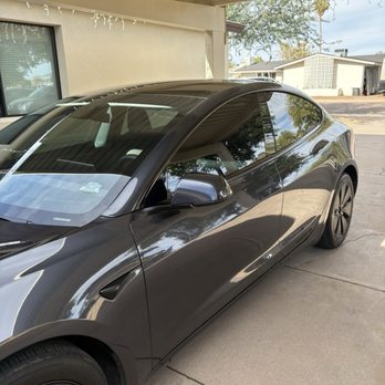 Rogue Films - Side windows tinted vs the no tint front - Vehicle Wraps Near Me - Scottsdale, Arizona Rogue Films - Side windows tinted vs the no tint front - Vehicle Wraps Near Me - Scottsdale, Arizona
