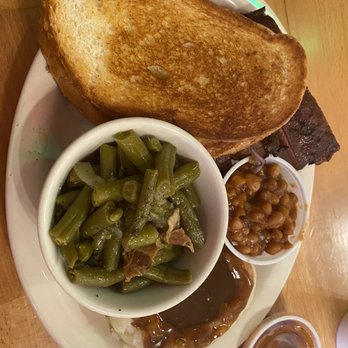 Keller's BBQ - Lunch rib plate....I see a Togo box in my future! - Barbeque Near Me - Altamonte Springs, Florida