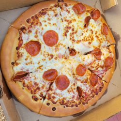 Coyote Drive-In - 10 in pepperoni pizza